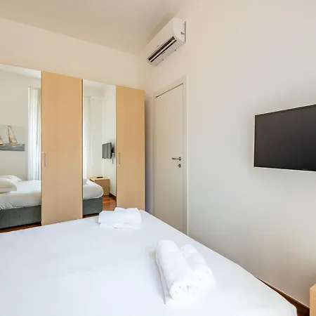 Porta Nuova's Nest - A Stone's Throw From Apartamento