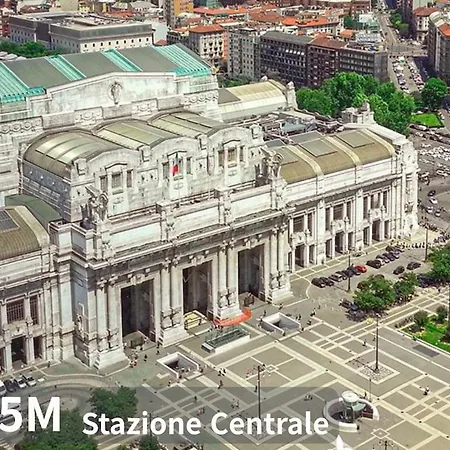 Duomo 10 Min Metro Vintage Italian Milan