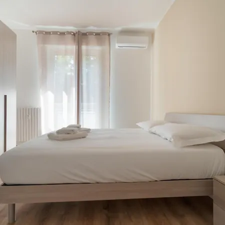 Guesthost - Cozy Balcony Flat Comasina Mm3 Appartement *