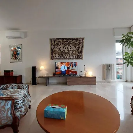 Διαμέρισμα Spacious - M4 To Duomo - Free Garage Μιλάνο