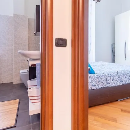 Casa Di Leon Universita Bicocca Garage Privato E Metro M5 Apartman Milánó