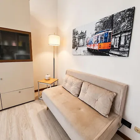 Casa Monique - Entire In Sempione Appartement