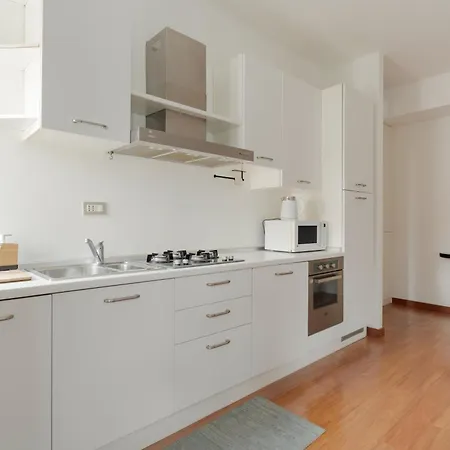 Guesthost - Cozy Flat X4 Gioia Mm2 아파트