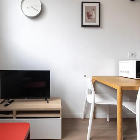 Apartamento Hotiday Frattini Milão