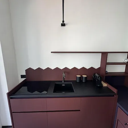 Appartamento Moderno Monolocale Con Balcone E Parcheggio 207