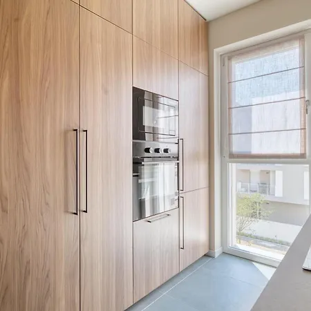 New Terrace Parking Garden Metro In 2 Min Apartman *