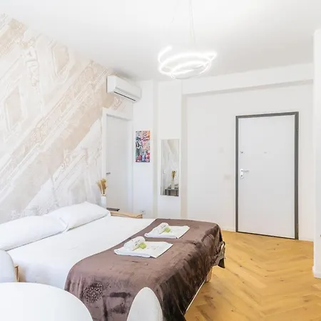 Appartamento Arco Della Pace, Luxury 1bedroom With Wifi *