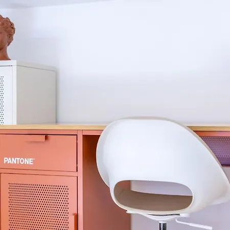 Bright 1bedroom With Workstation *