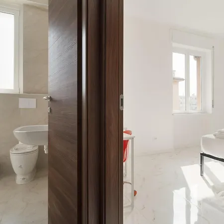 Guesthost - Cozy With Terrace Dergano Apartamento Milão
