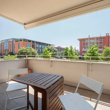 Xenia - 2rooms In Via Spadolini 11b Milan