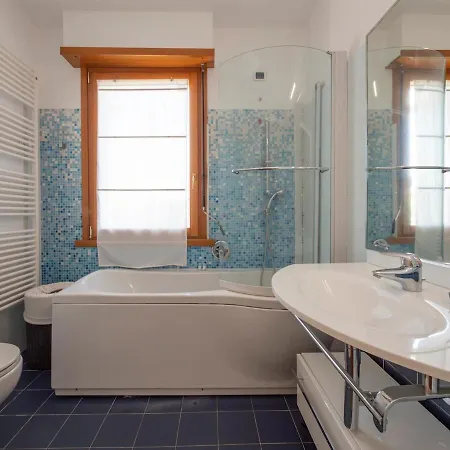 Xenia - 2rooms In Via Spadolini 11b * Milan