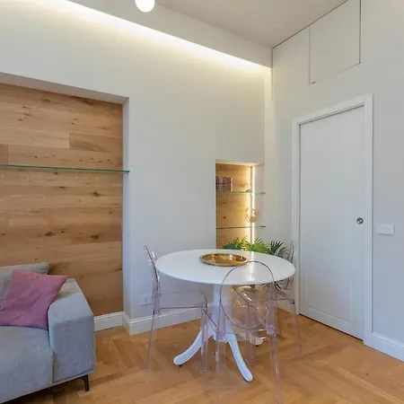 Apartman Xenia - 2 In Via Teodosio 60