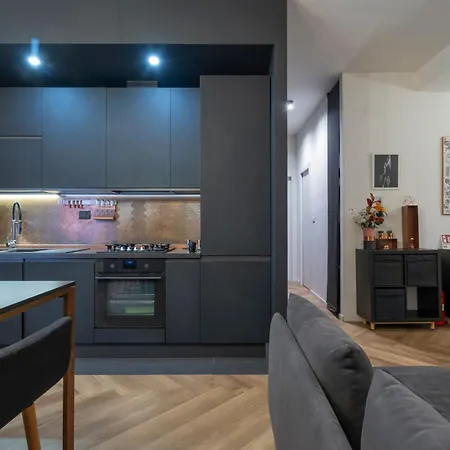 Xenia - Three-room In Via Laurana 5 Apartamento