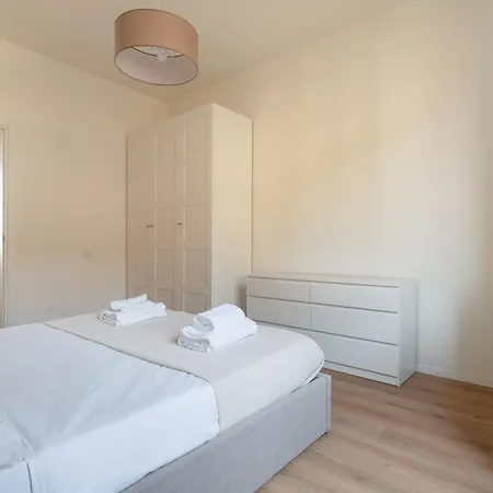 Guesthost - Cozy Balcony Flat Affori Mm3 * ミラノ