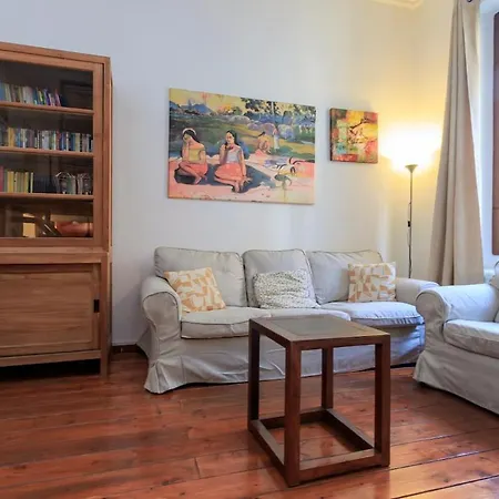 Xenia - 2 In Via Pollaiuolo 4 *
