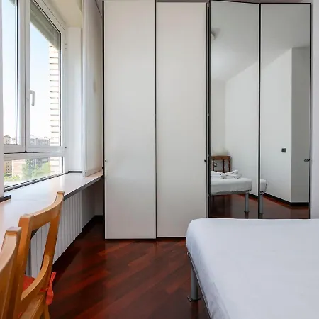 Xenia - 3 At Via Emanuele Kant 5 * ميلان