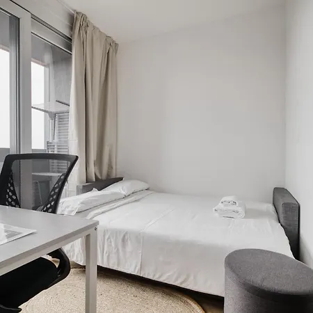 Apartamento New-build Bright & Quiet 1-br Flat With Balcony Milão