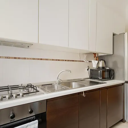 Guesthost - Comfy Flat Zara Mm5 Close To Isola Appartamento *