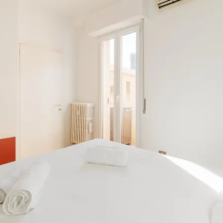 Guesthost - Cozy Nest In Washington District * 밀라노