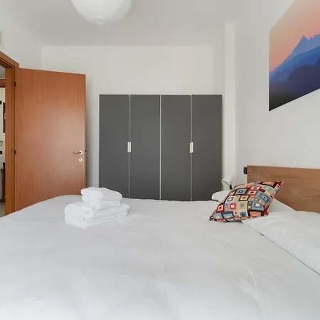 Guesthost - Casa 14 - Certosa Terrace Flat X4