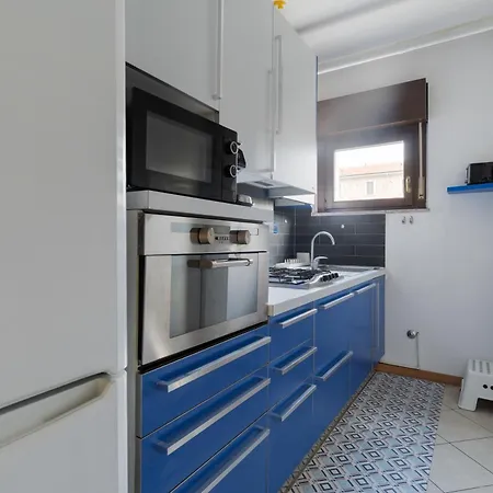 Guesthost - Casa 14 - Certosa Terrace Flat X4 Milão