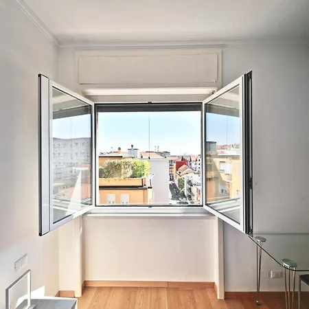 Easylife - - Lomellina 58 - Argonne *