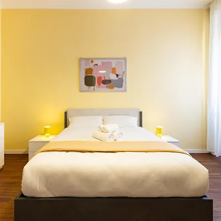 Apartament Spacious And Modern 3 Bedroom 2 Bathroom *