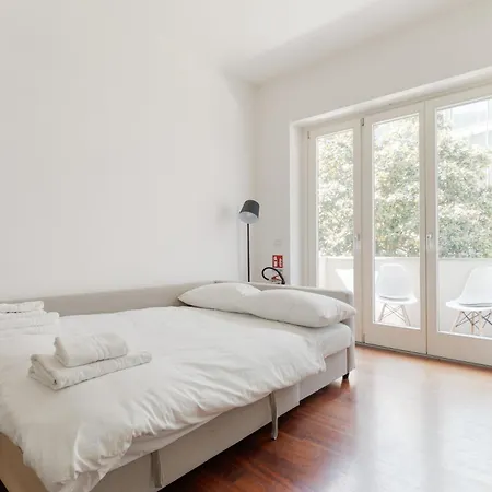 شقة Guesthost - Bright Balcony Flat X4 Gioia Mm2