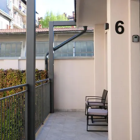 Modern In Near Porta Romana Balcony Lägenhet Milano