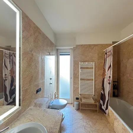 Design, Light & Comfort In Apartment
