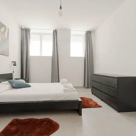 Guesthost - Comfy X4 Tolstoj Mm4 Milaan