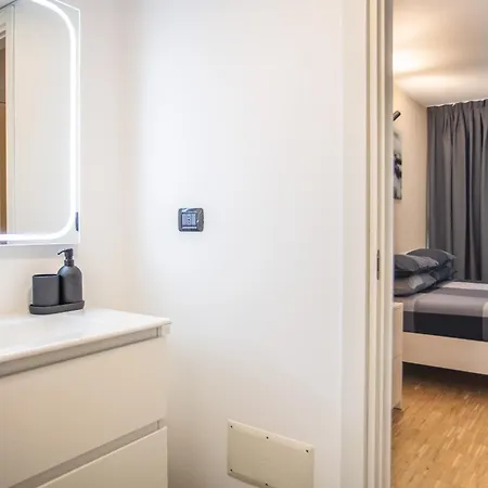 Appartamento Luxury House In Carlo De Angeli 115 Mq *