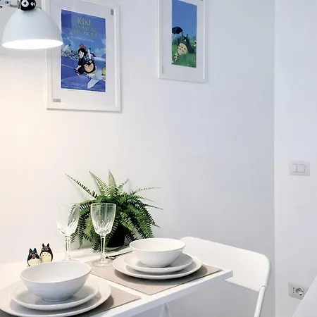 شقة Tiny Cinema Loft - Milan's Smallest
