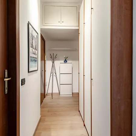 Stayeasy Pecchio1 - Corso Buenos Aires - M1 Metro Διαμέρισμα