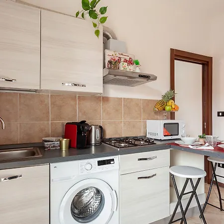 Bicocca Comfort - Near Metro & Station Appartement Milaan