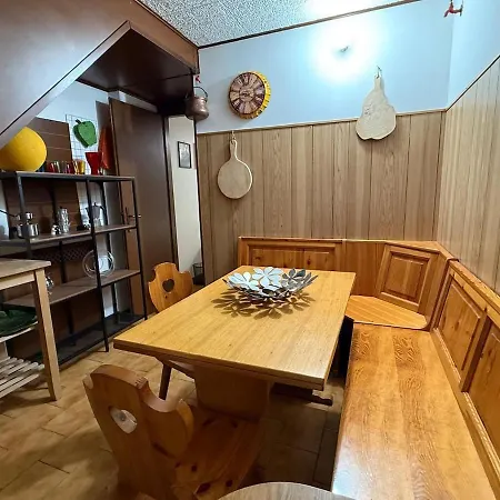 Polished 2-br Bi-level Navigli District