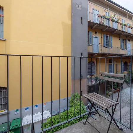 Charming Navigli By I-host