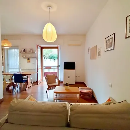Apartman Casa Cadrega Milánó