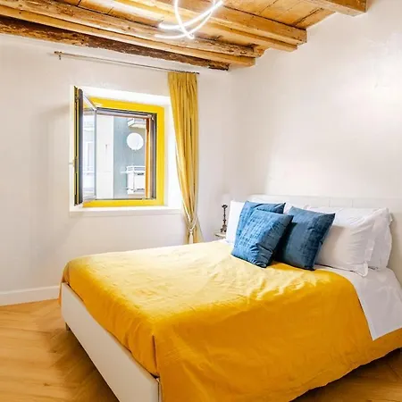 Exclusive In The Heart Of Апартаменты Милан