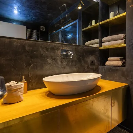 Elegant Loft, Porta Romana Apartamento Milão