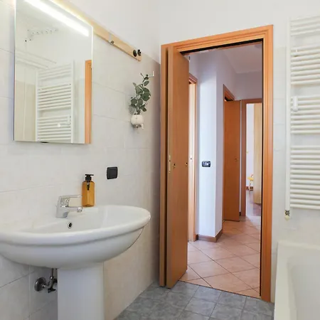 Apartamento Free Garage, Cozy With Terrace