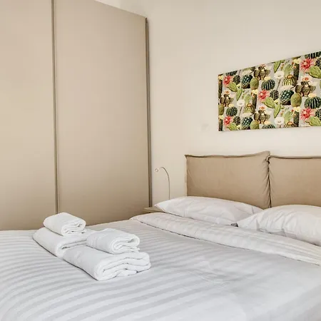 1-br Flat In Porta Romana - Duomo 6 Min M3