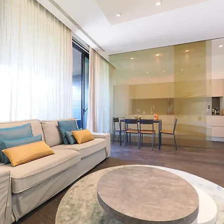 Torre Solea Premium شقة *