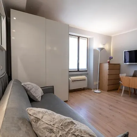 M3 And M4 - Premium Design Porta Romana Apartamento