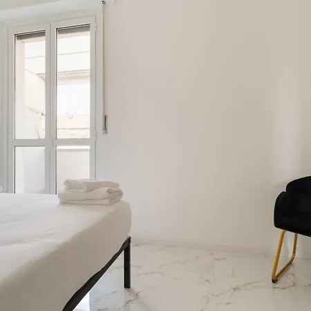 Guesthost - Cozy With Terrace Dergano