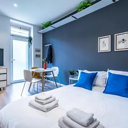 Brera-corso Como, Casa Elegante In Moscova Милан