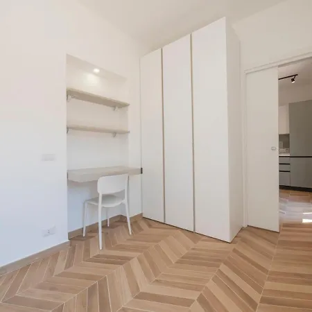 Xenia - 3 In Via Stadera 5 Milánó