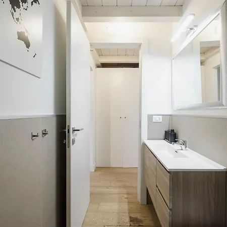 아파트 The Ethereal Loft - Cinque Giornate