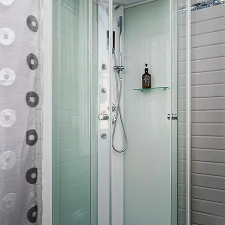 Toscanelli Bright Close To San Raffaele Hospital شقة *