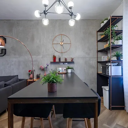 Xenia - Three-room In Via Laurana 5 아파트 *
